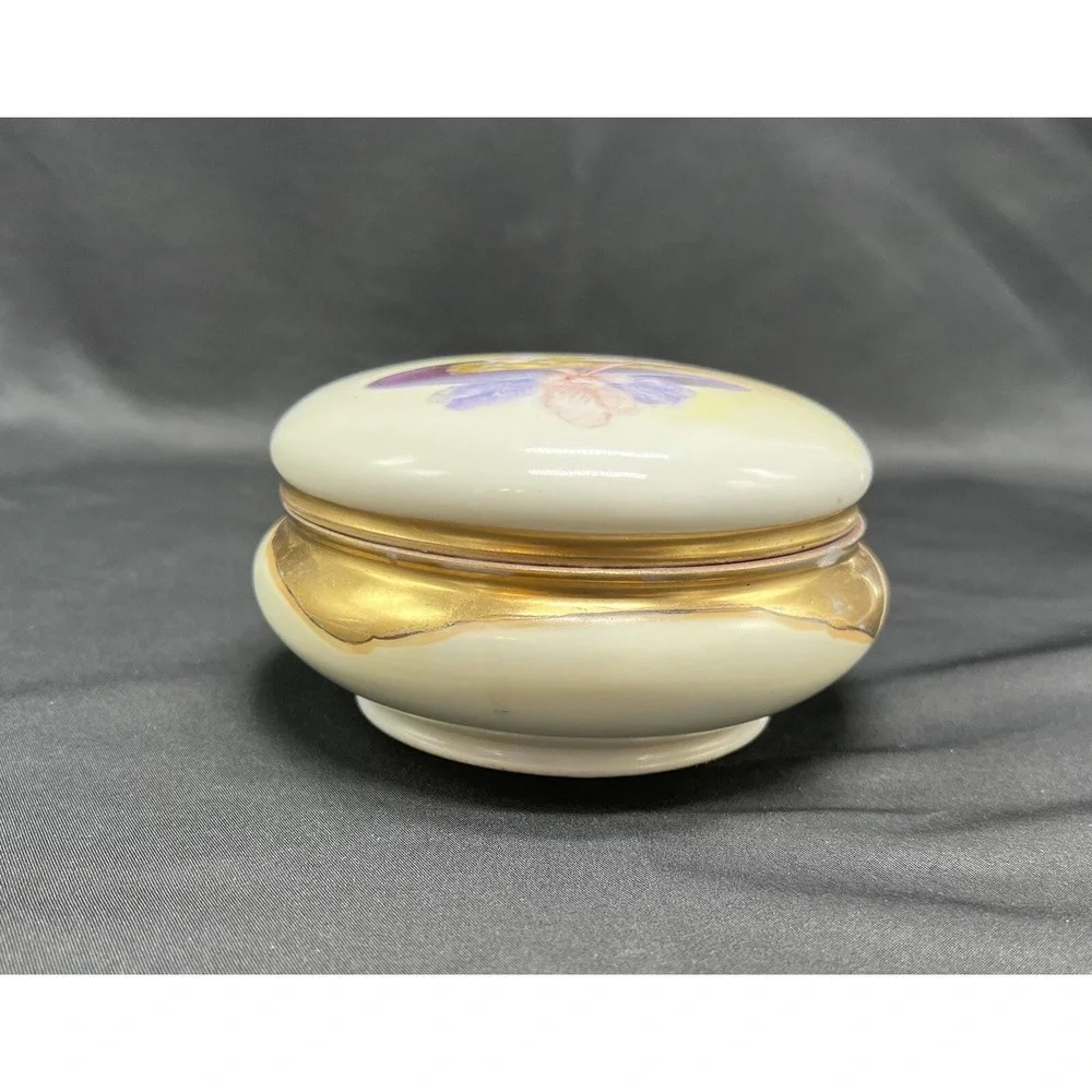 Antique Limoges Hand Painted Victorian Lady Powder Trinket Box 4.5